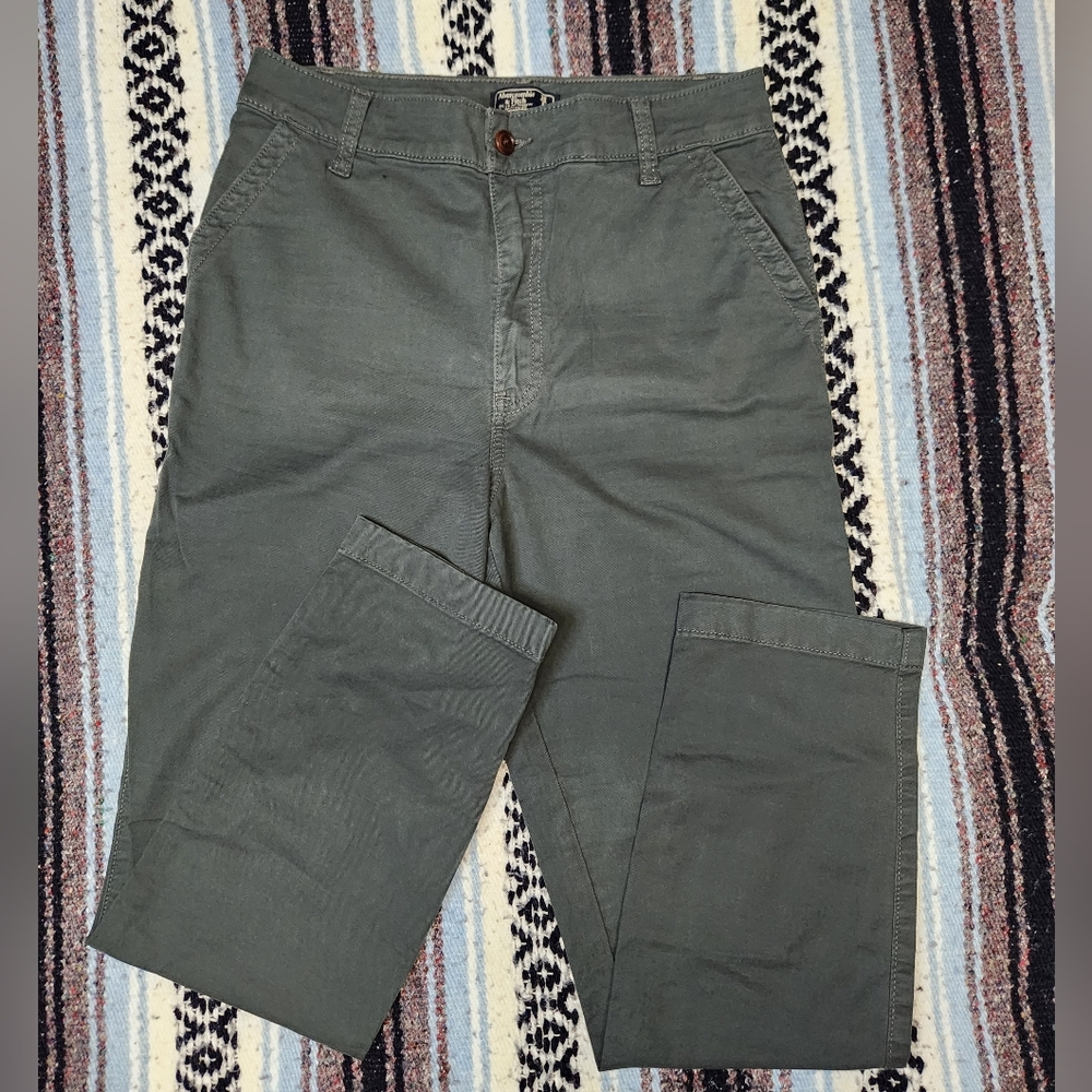 Abercrombie & Fitch Grey Chino Pant